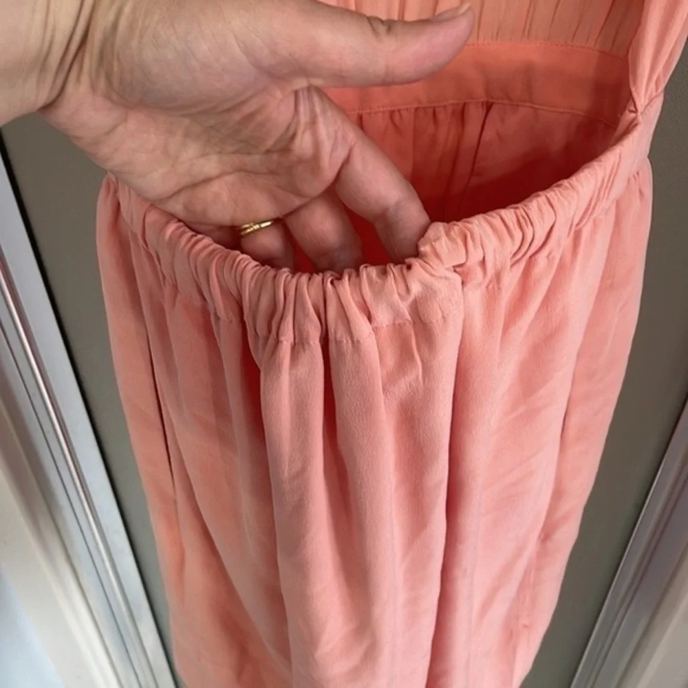 Club Monaco Ruth Cutout Vented Back Silk Light Peach - Picture 8 of 8